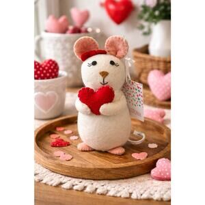 Felt Mouse Valentine Decor Holding Heart Love & Cupcakes Tag Shelf Sitter